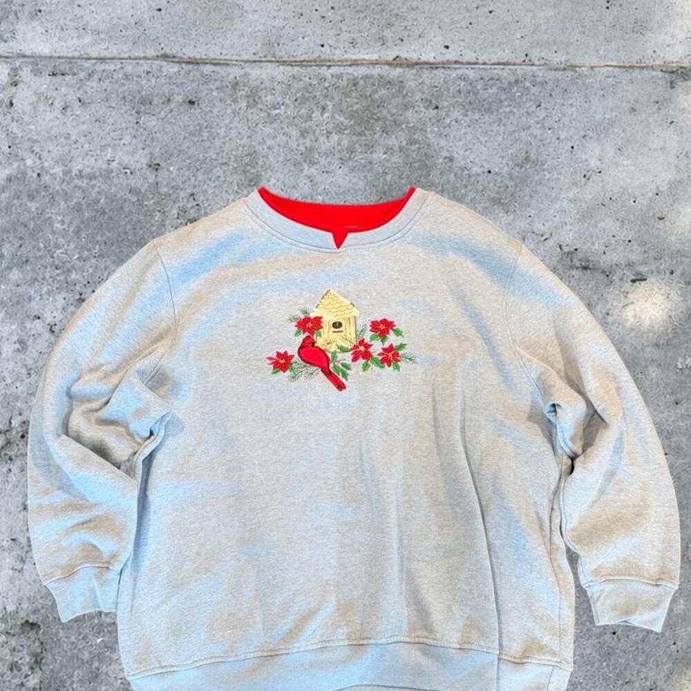 Vintage Y2K Embroidered Cardinal Sweatshirt – Women’s XL